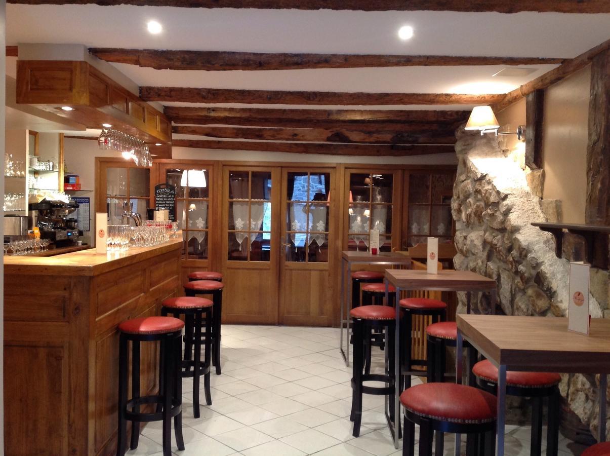 L'Auberge De Montpezat Buitenkant foto