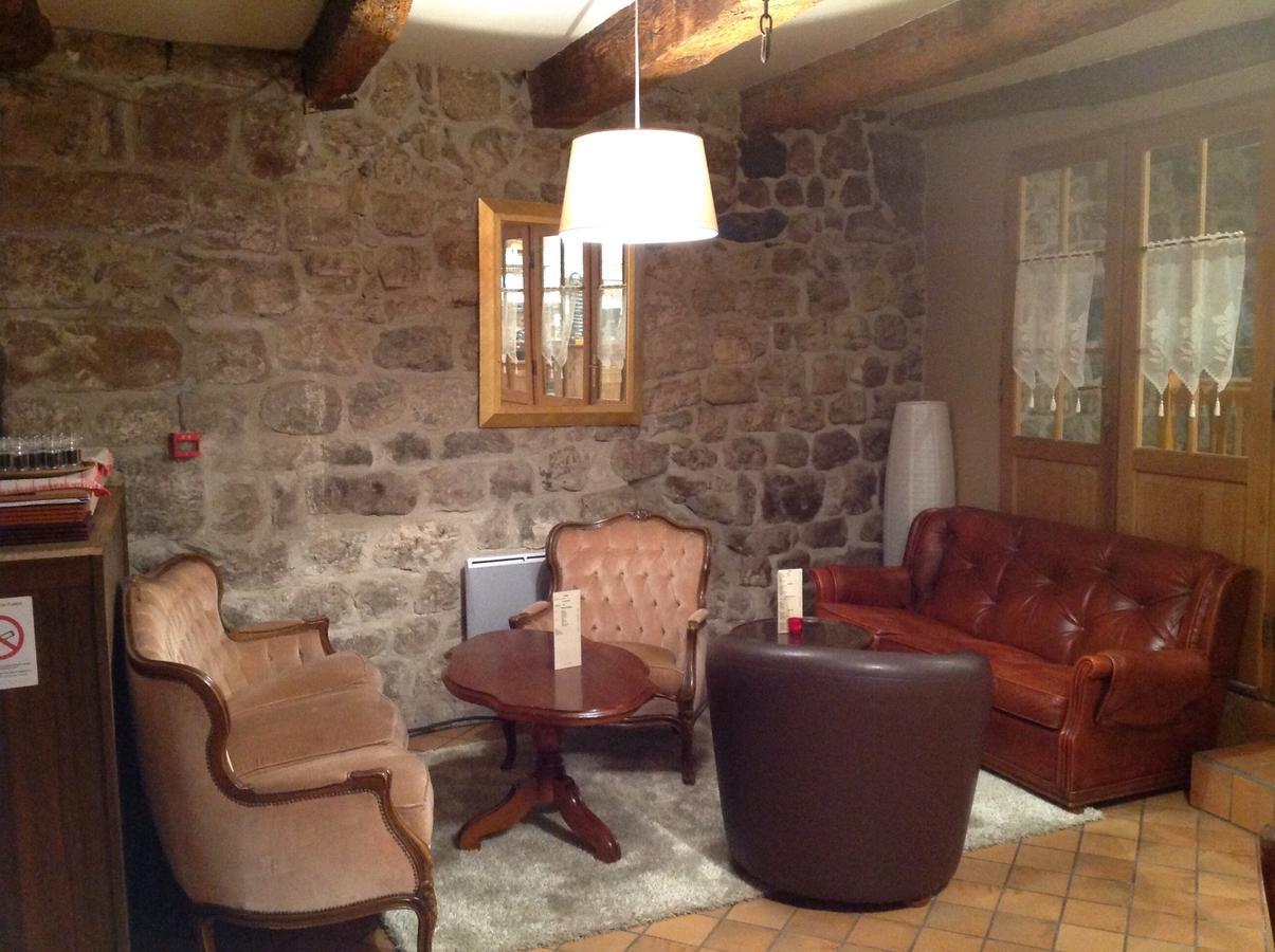 L'Auberge De Montpezat Buitenkant foto