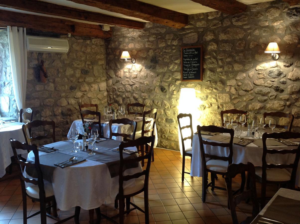 L'Auberge De Montpezat Buitenkant foto